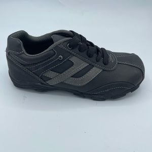 LA underground black sneakers boys size 2